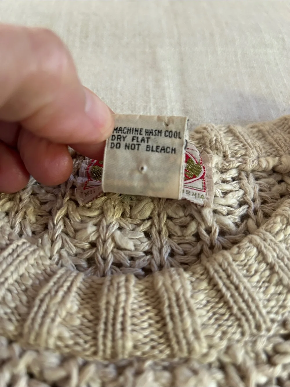 Vintage Banana Republic Sweater Linen/Cotton Cable Knit Medium Oatmeal Fisherman - Picture 11 of 13